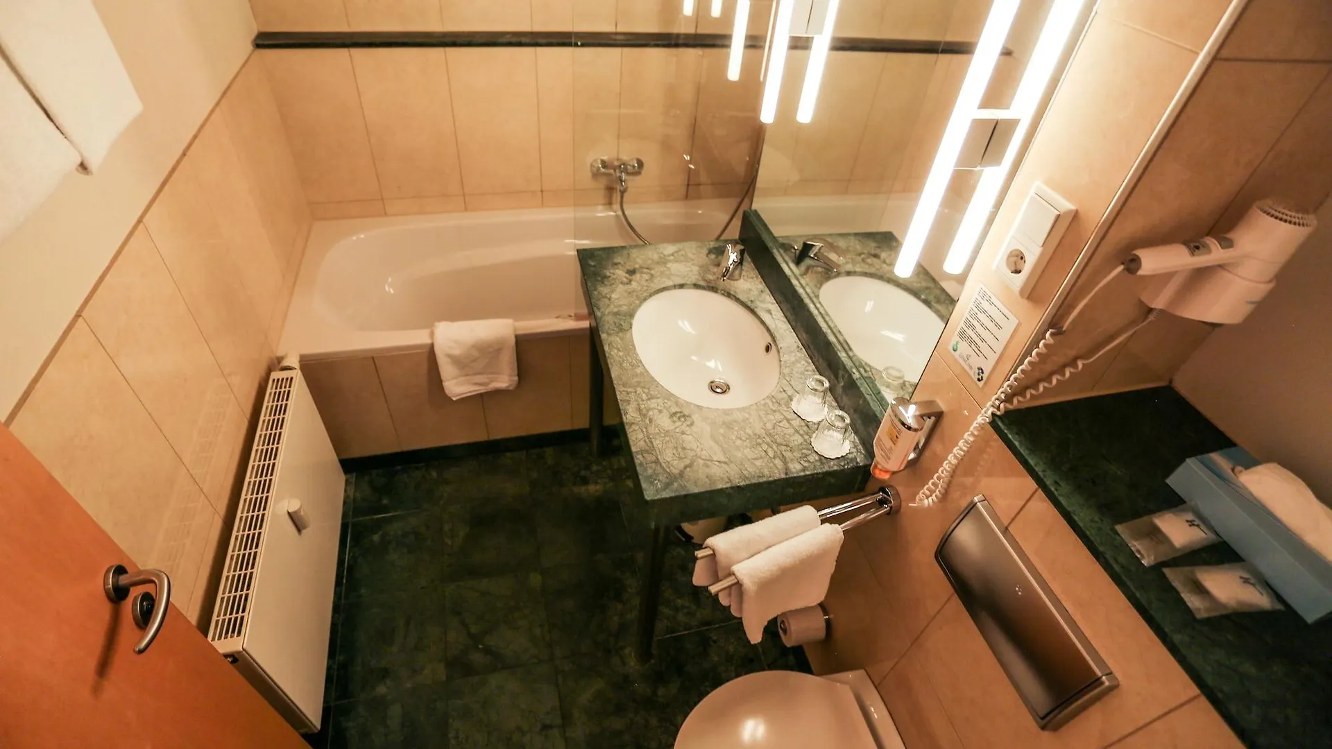 Come Inn Berlin Kurfuerstendamm Германия