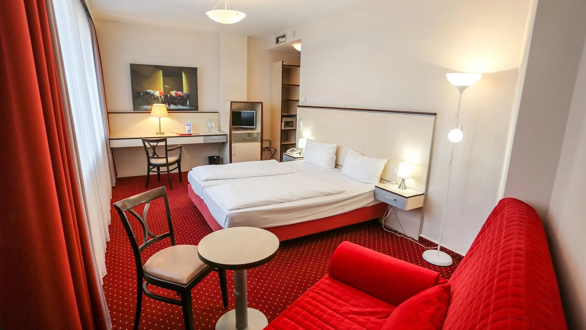 Come Inn Berlin Kurfuerstendamm Отель