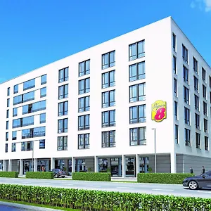 Super 8 By Wyndham West Tyskland