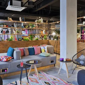 Moxy Humboldthain Park **** ברלין
