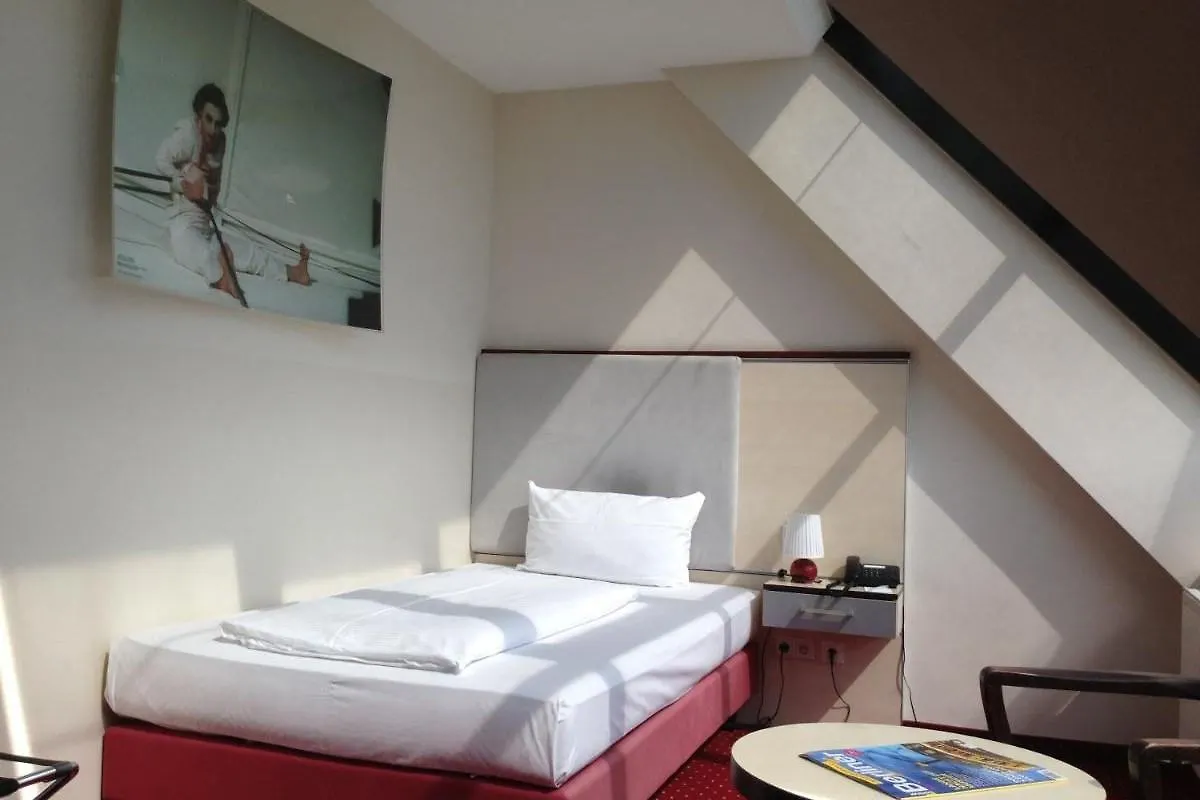 *** Hotel Come Inn Berlin Kurfuerstendamm Germany